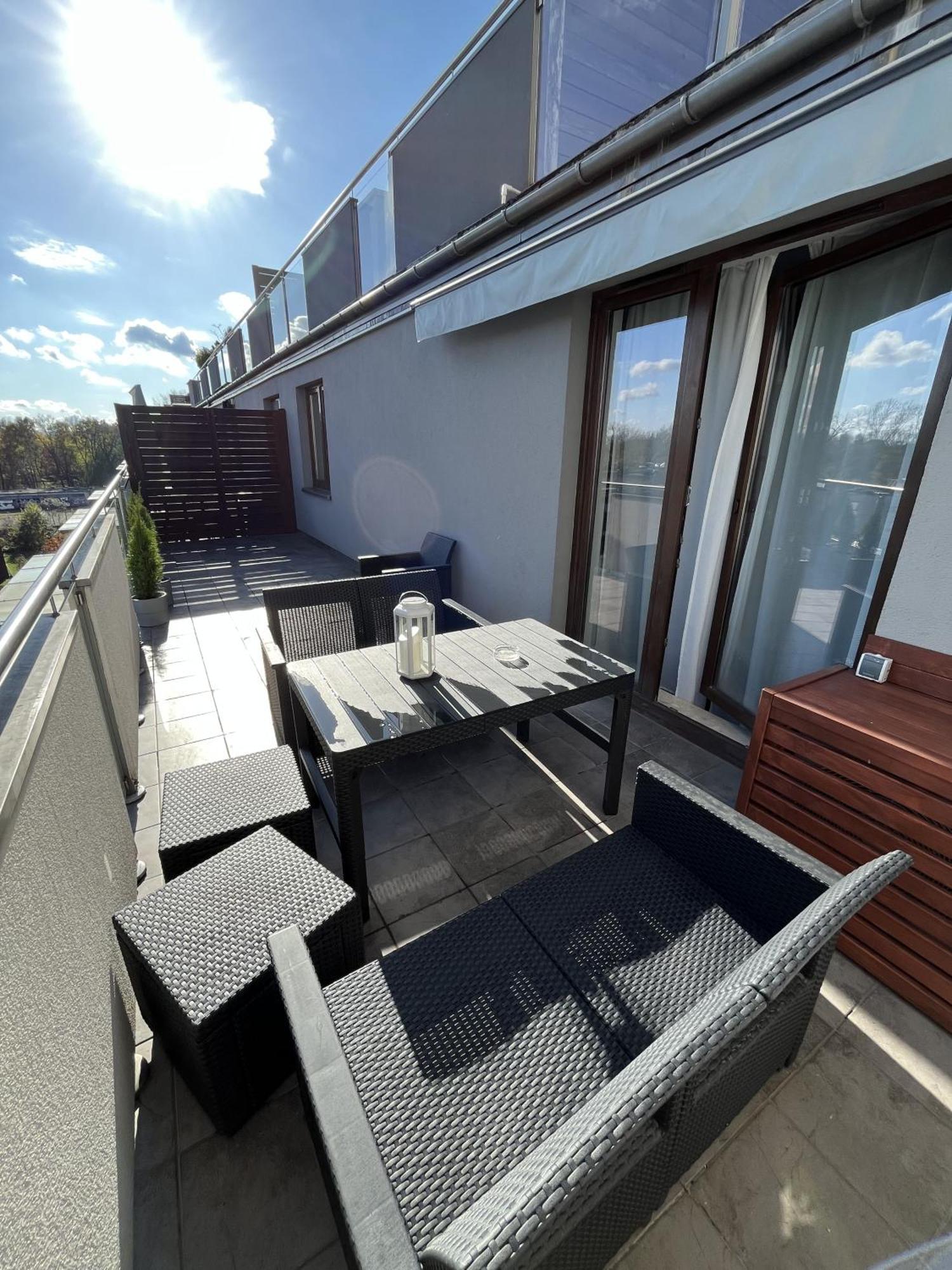 Apartament Z Tarasem Oraz Podziemnym Parkingiem Apartment Krakow Exterior photo